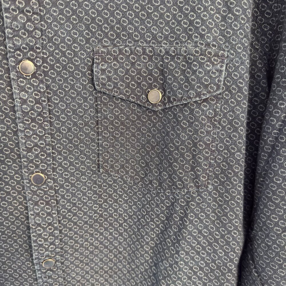 👔 Express Men's Long Sleeve Snap-Front Shirt - Picture 2 of 5